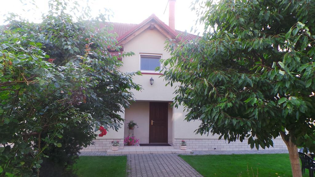 U Viktora Guest House Brest Luaran gambar