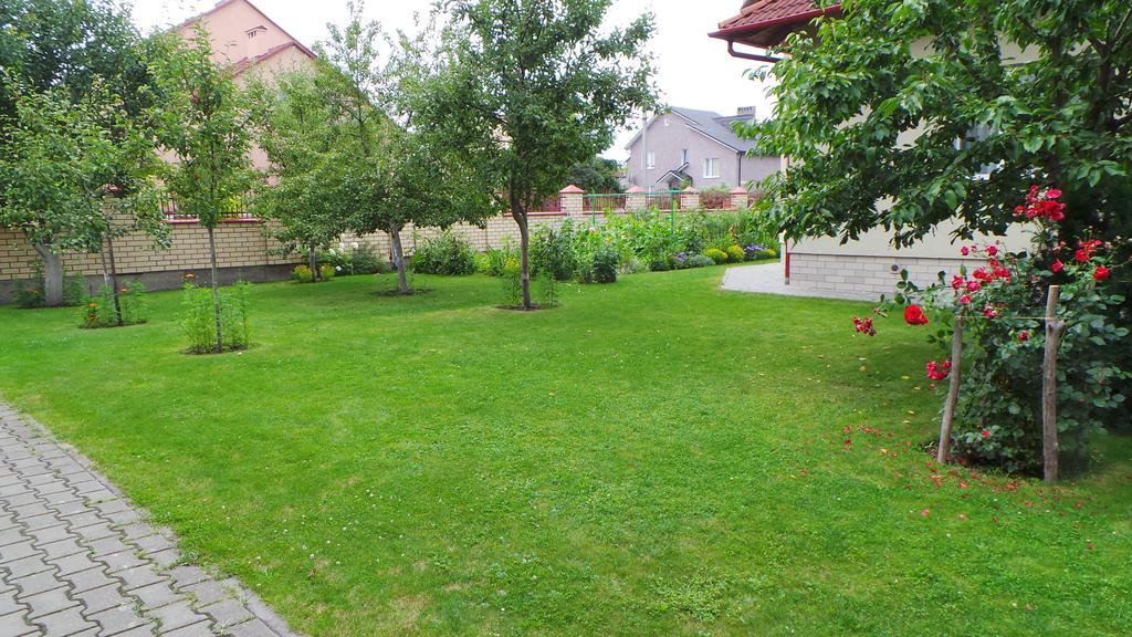 U Viktora Guest House Brest Luaran gambar